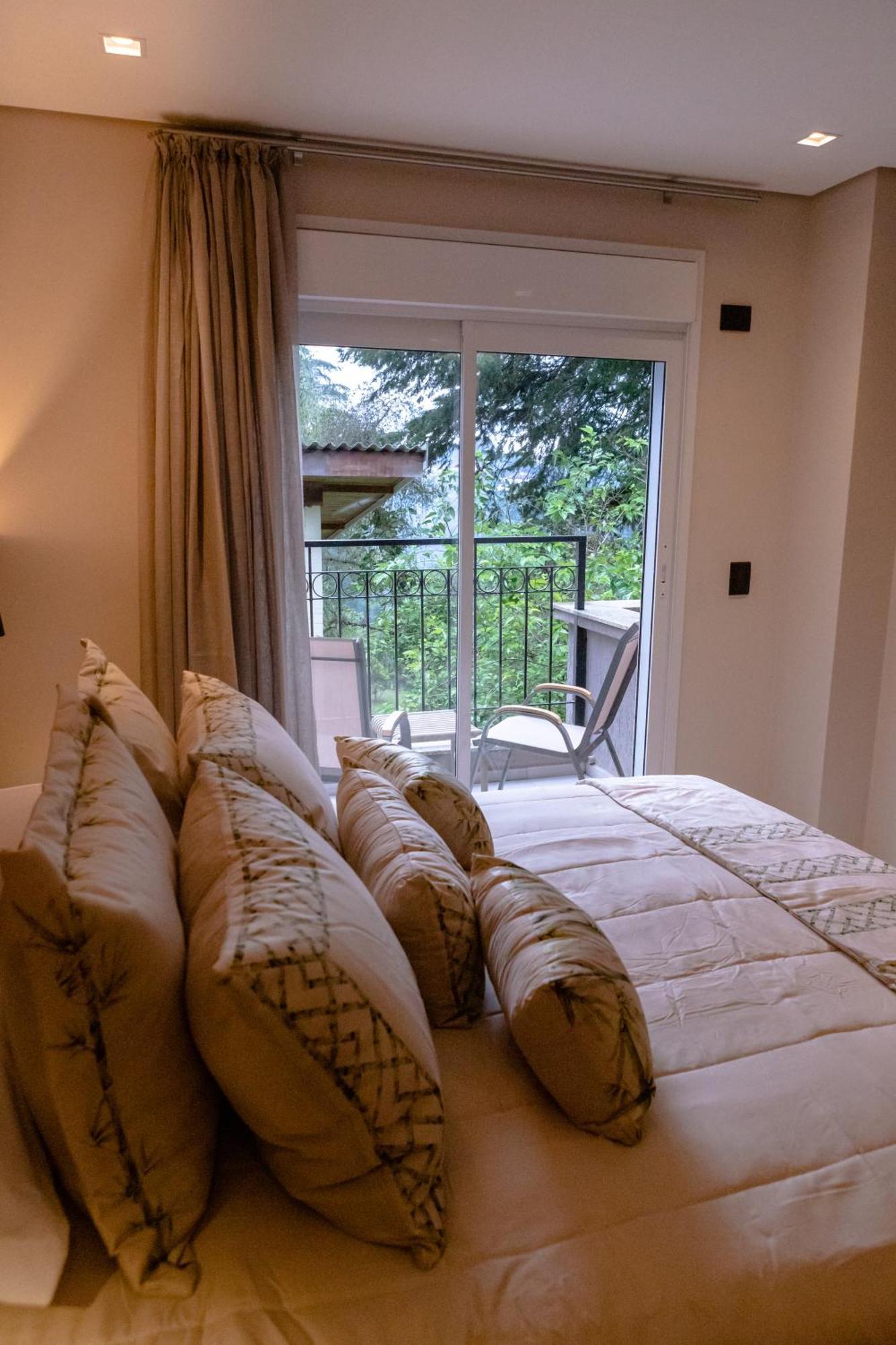 Champet Boutique Hotel *